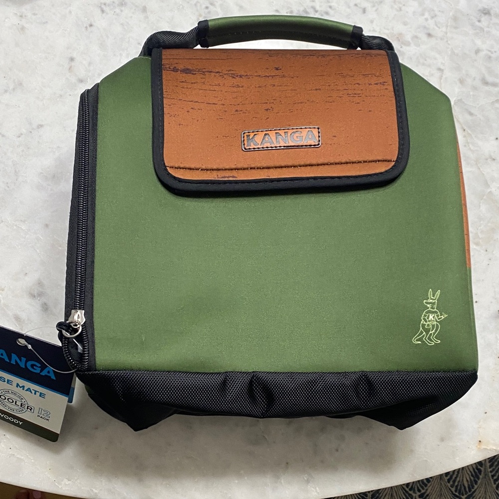 NWT Kanga The Case Mate Green 12 cans cooler